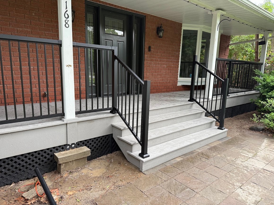 Completed luxury composite deck transformation